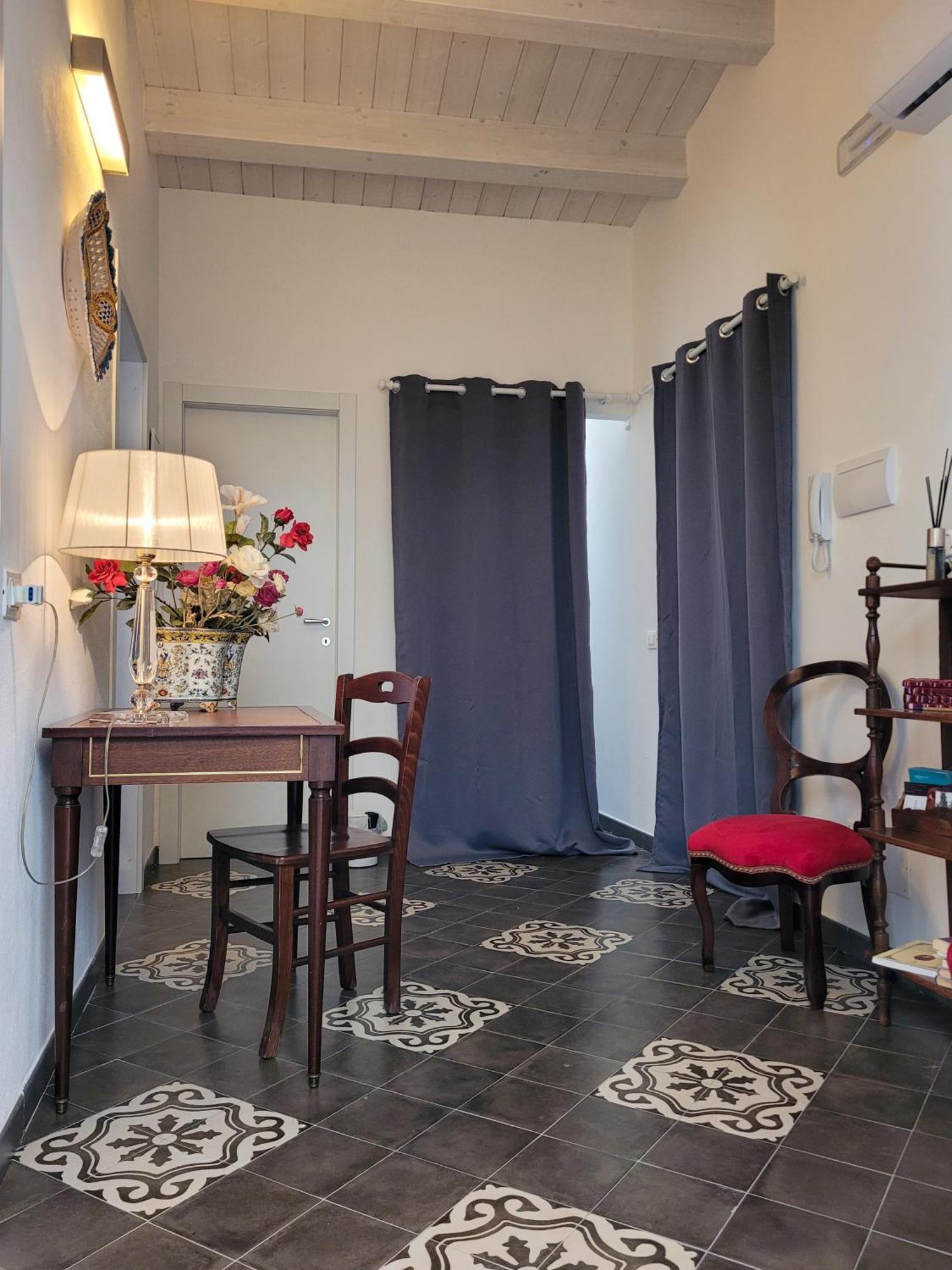 B&B Loft Famiglia Arezzo Raguse Extérieur photo